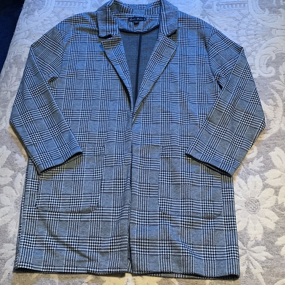 Love Tree Women’s Plaid Open Long Length Jacket - Picture 2 of 7